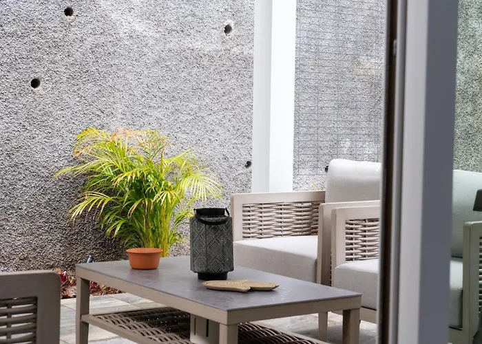 Casanova By Lovelystay Santa Cruz (Madeira)